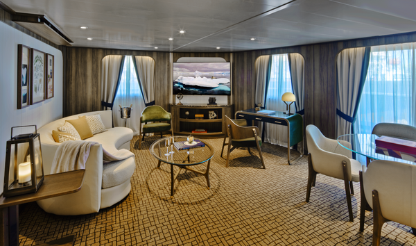 SEABOURN Seabourn Venture Signature Suite 2.png